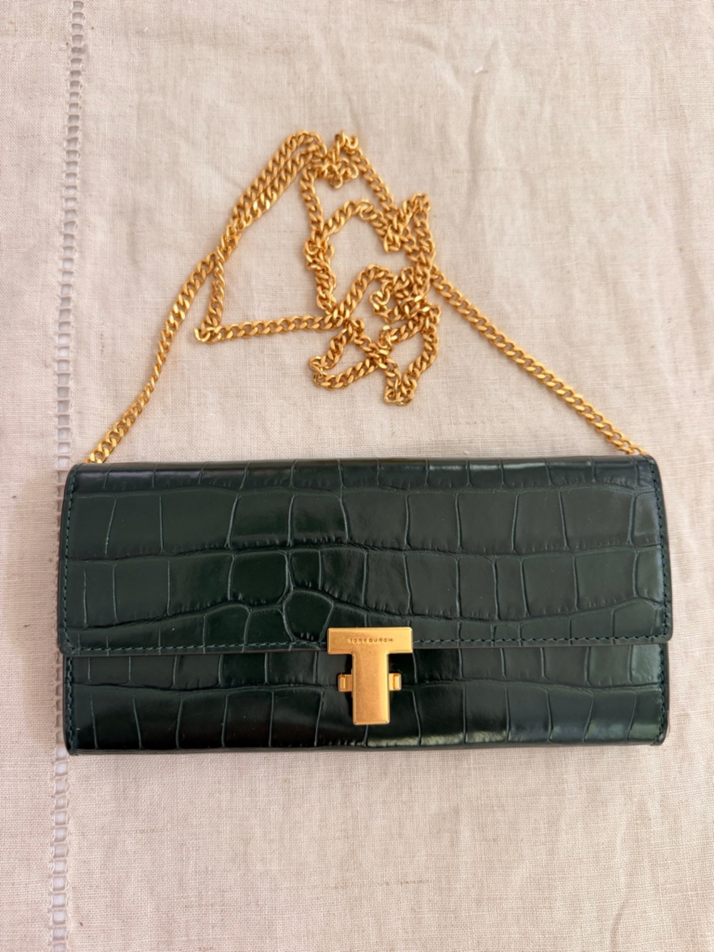Tory Burch Juliette slim wallet with gold chain